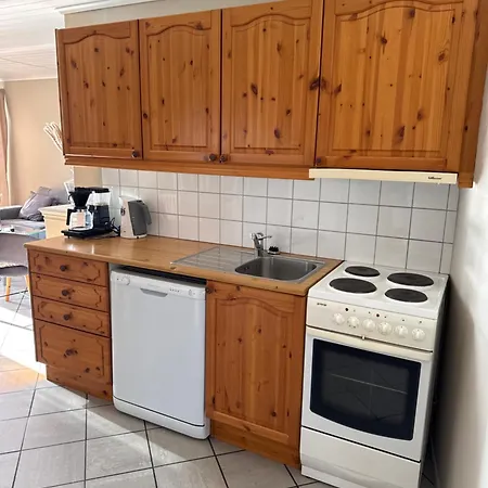 Sjoberg Og Ferie * Østhusvik