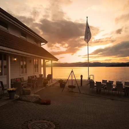 Sjoberg Og Ferie Østhusvik