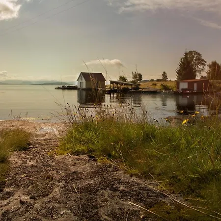 招待所 Sjoberg Og Ferie Østhusvik