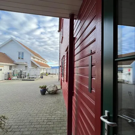 Sjoberg Og Ferie Osthusvik
