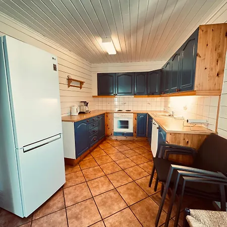 Sjoberg Og Ferie 4* Østhusvik