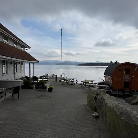 Sjoberg Og Ferie *